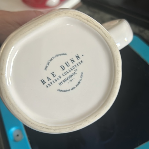 Rae Dunn “MERRY & BRIGHT” Holiday Mug Green & White 🔔🎅🏼 - Picture 4 of 5